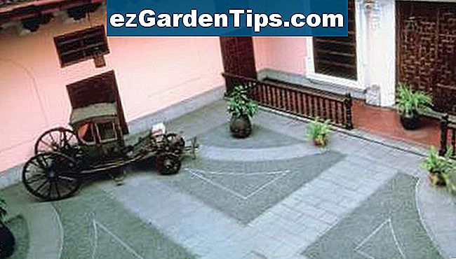 È possibile creare disegni elaborati del pavimento per terrazze in cemento con incisioni e colorazioni.